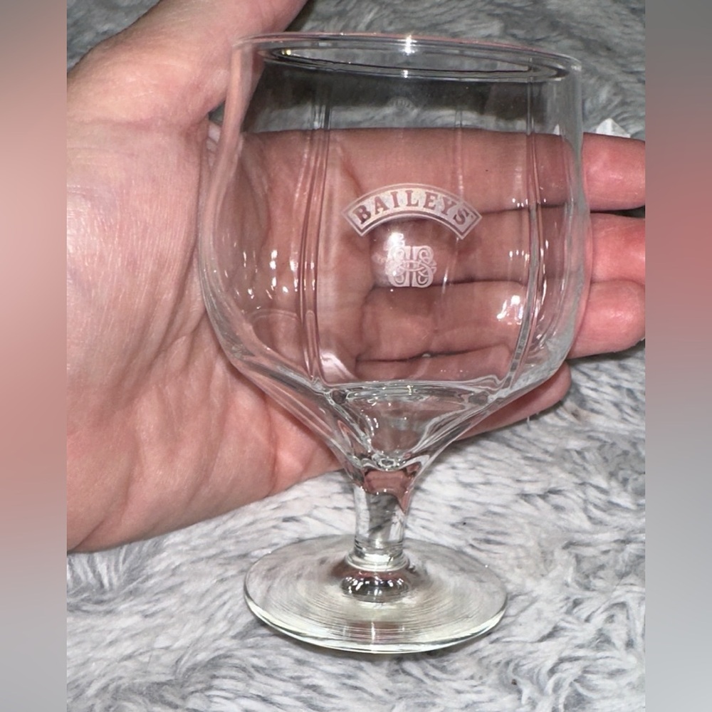 Bailey’s Irish Cream Clear Glass Liqueur Wine Goblet